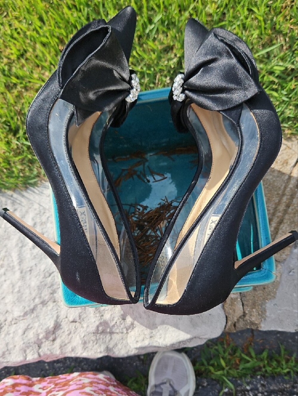 Badgley Mischka Black Satin Pointed Toe Bow Pumps with Crystal Accent - Picture 4 of 8